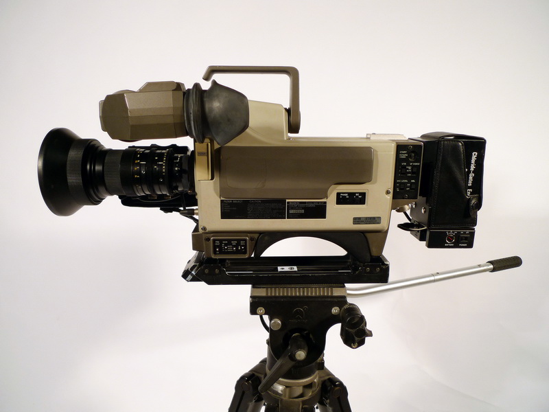 camara video funciona med.portatil 29x60x13 fija 47x60x13 (150eu.) 1u